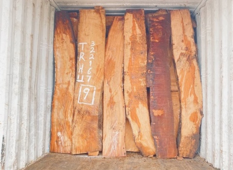 gỗ khối nhập khẩu